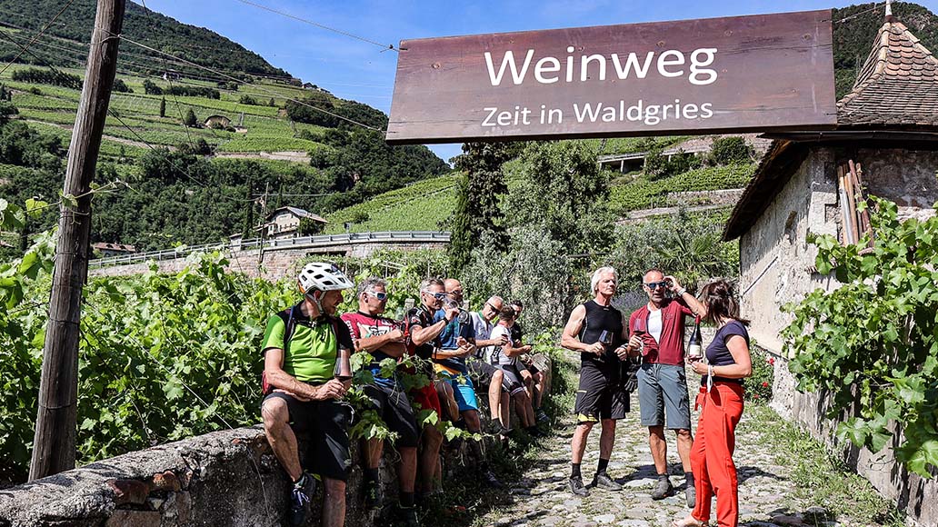 Mike & Friends, Südtirol, E-MTB, E-Bike, Dolomiten, Radfahren, Fahrsicherheitstraining